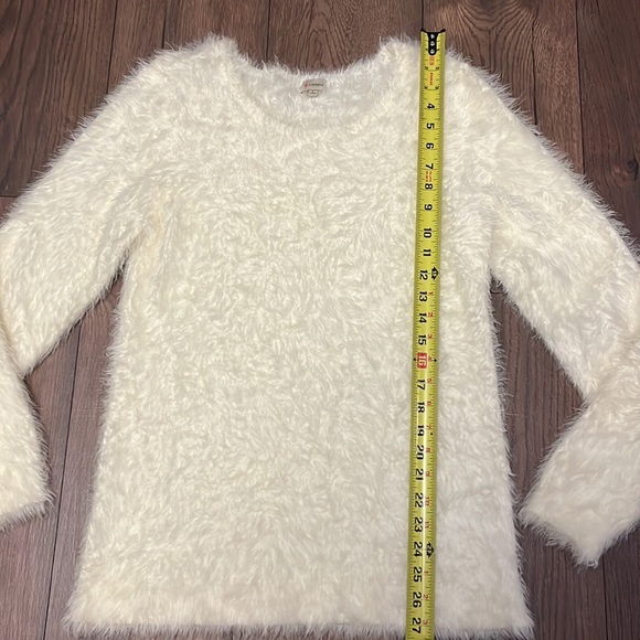 Cremieux furry white sweater size large - Picture 3 of 5